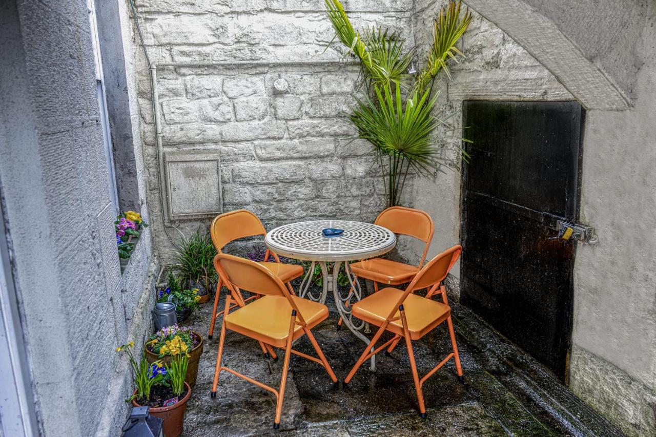 Guestready - Elegant Space Near Holyrood Park Edimburgo Esterno foto